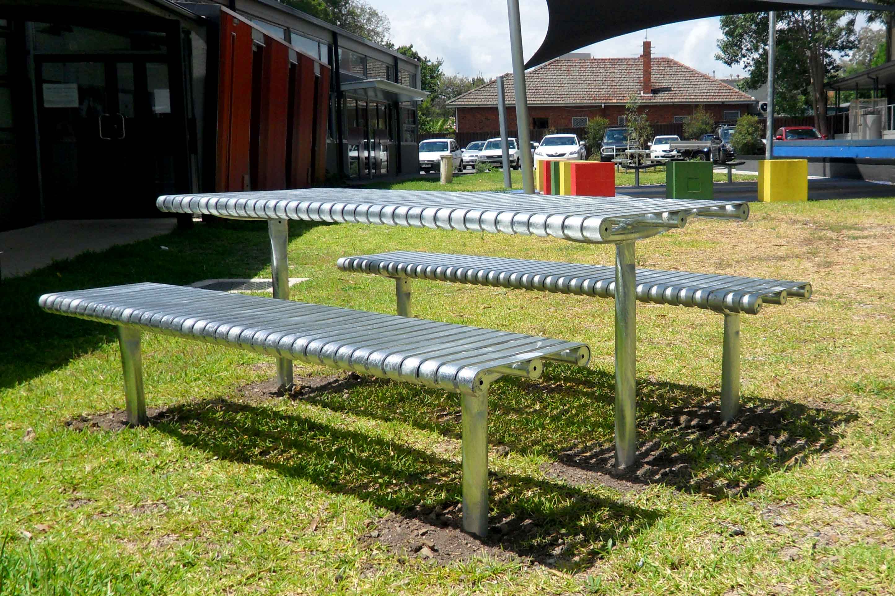 Steel Slat Setting with Benches